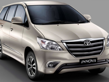 Xe 7 chỗ Innova đời 2018